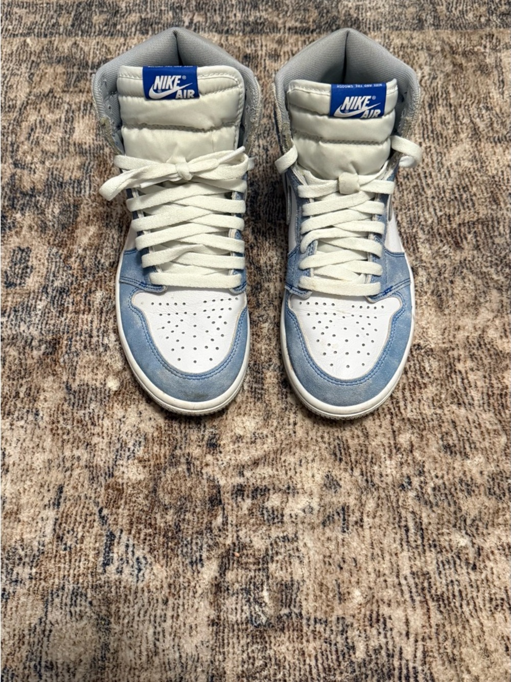 Nike High-Top Sneakers in White and Light Blue Suede
